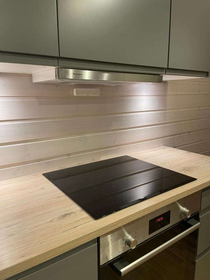 Spacious 50 Sqm Apartment Close To City Centre! Tromsø Esterno foto