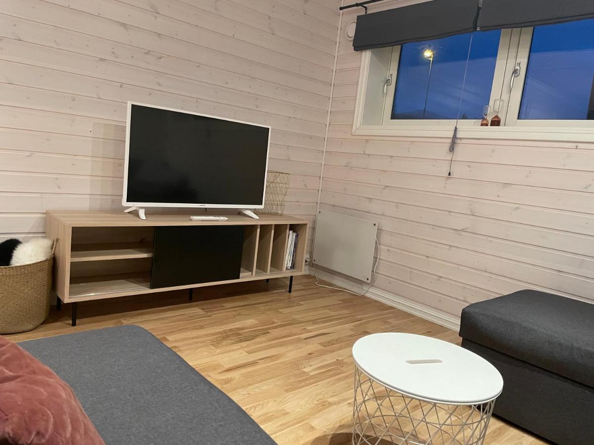 Spacious 50 Sqm Apartment Close To City Centre! Tromsø Esterno foto